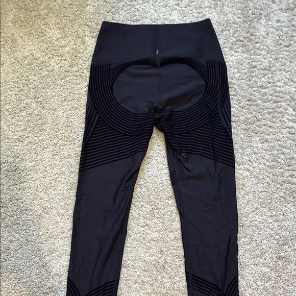 Fanka brand- Black, High-Waist Seamless Leggings with Subtle Pattern - Picture 4 of 7